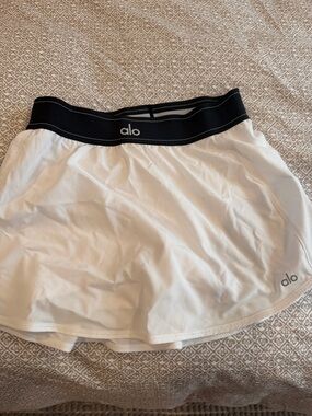 ALO Yoga White Skort with Black Logo Waistband